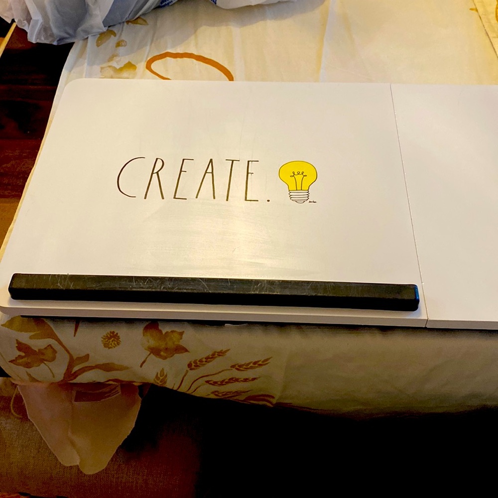Rae Dunn lap desk